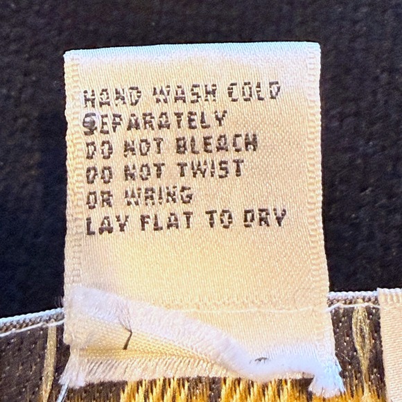 Field Manor Black Lambswool Beaded Button Front Sleeveless Vest Woman's Medium - Picture 6 of 6